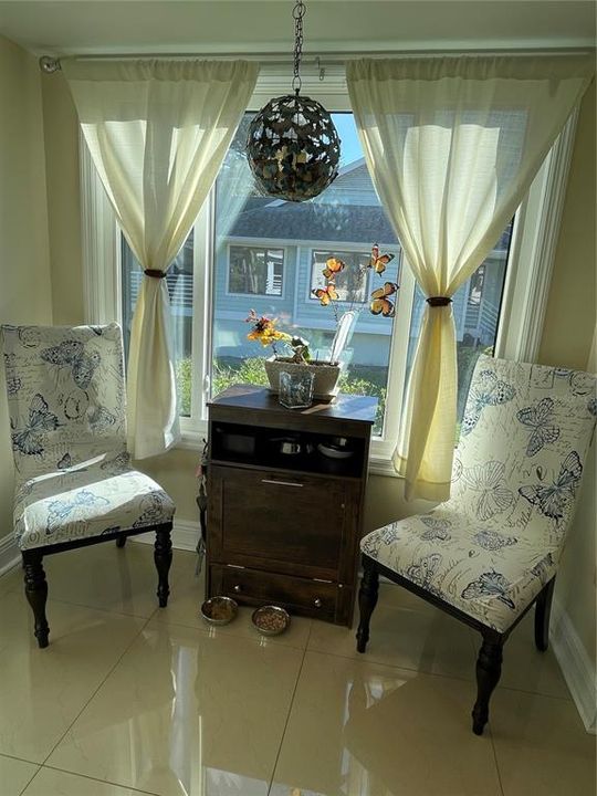 For Sale: $366,900 (2 beds, 2 baths, 1549 Square Feet)