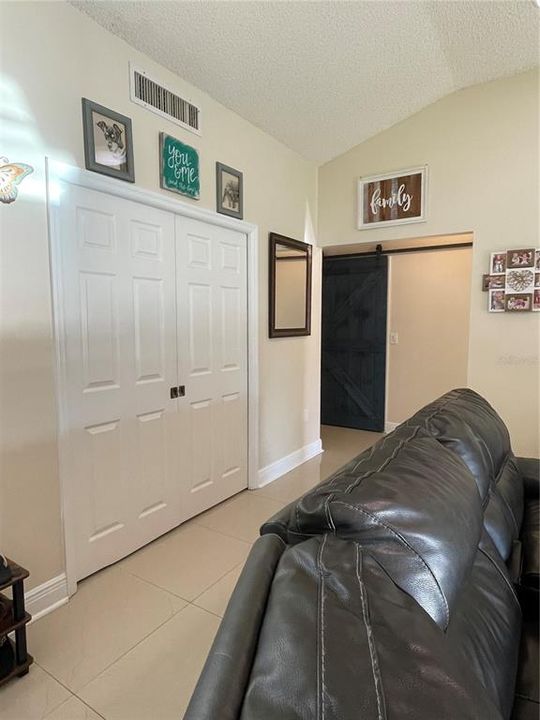 For Sale: $366,900 (2 beds, 2 baths, 1549 Square Feet)