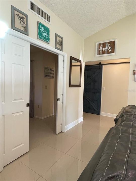 For Sale: $366,900 (2 beds, 2 baths, 1549 Square Feet)