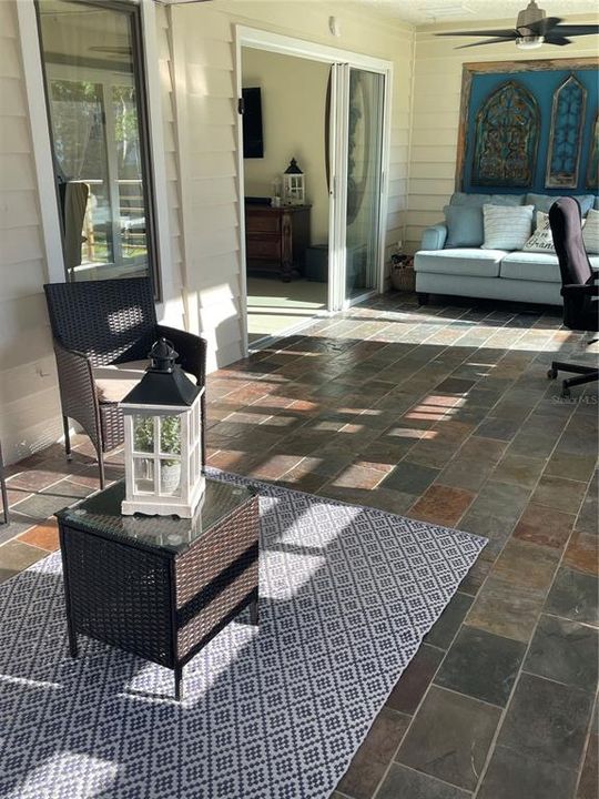 For Sale: $366,900 (2 beds, 2 baths, 1549 Square Feet)