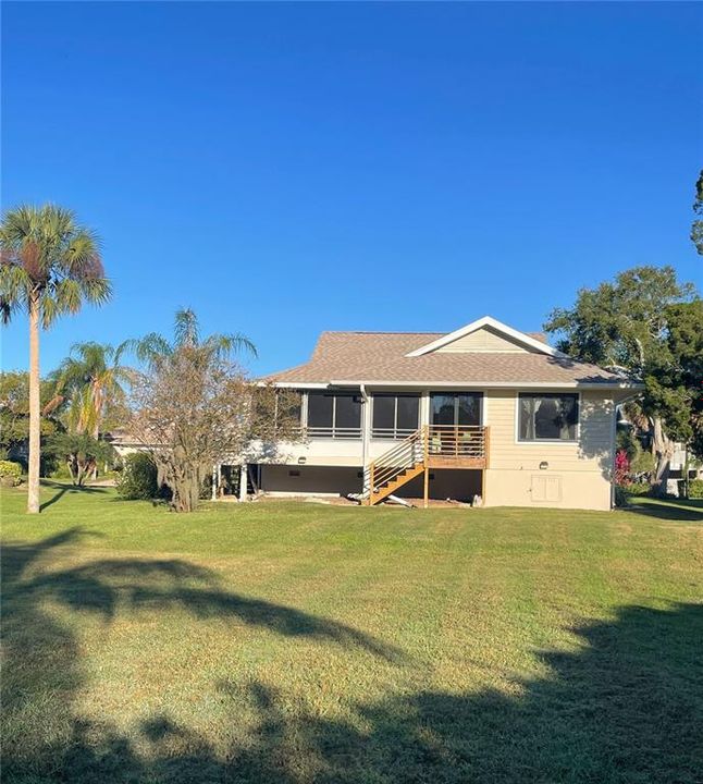 For Sale: $366,900 (2 beds, 2 baths, 1549 Square Feet)