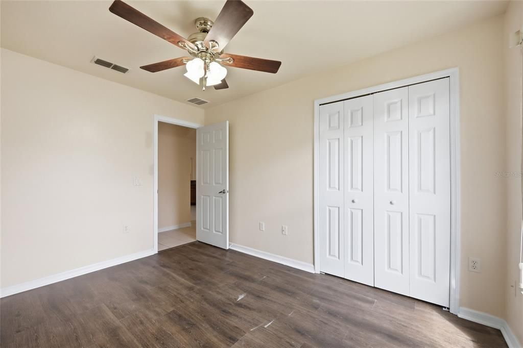 For Rent: $2,100 (4 beds, 2 baths, 2081 Square Feet)