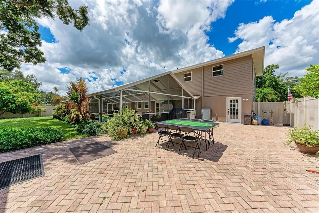 На продажу: $569,000 (4 спален, 3 ванн, 2006 Квадратных фут)