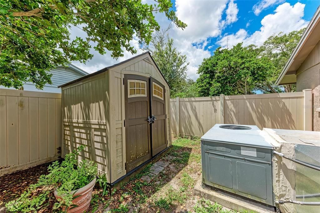 На продажу: $569,000 (4 спален, 3 ванн, 2006 Квадратных фут)