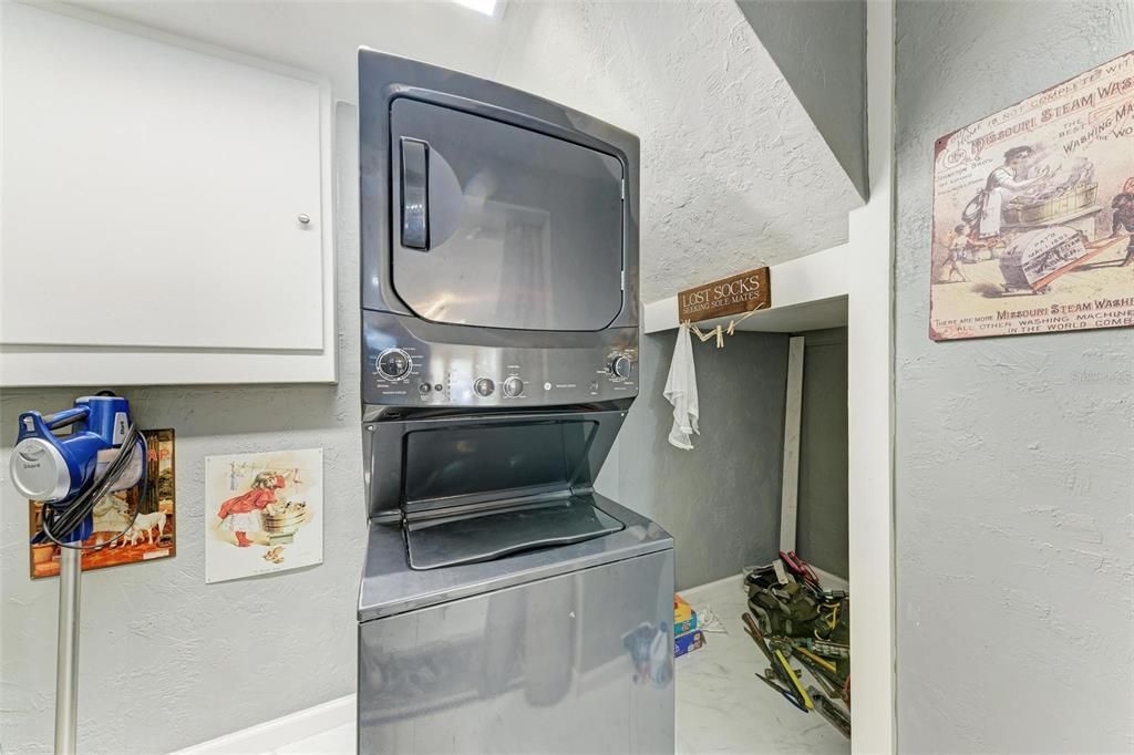 На продажу: $569,000 (4 спален, 3 ванн, 2006 Квадратных фут)