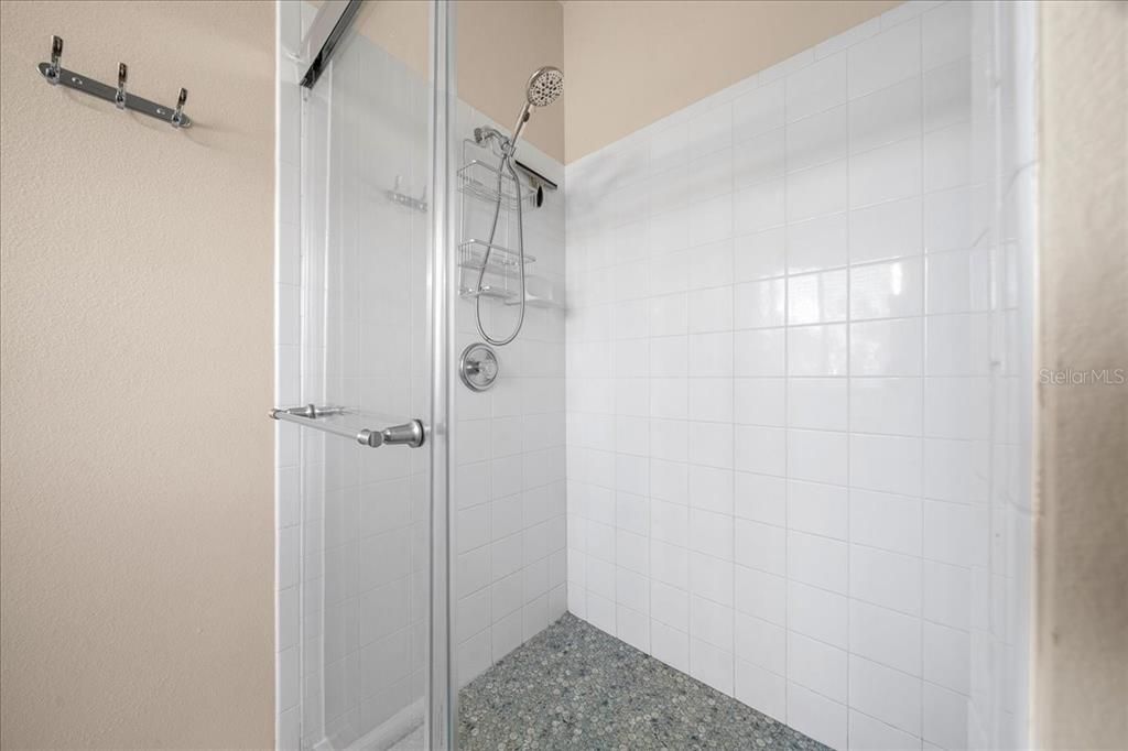 For Sale: $329,000 (3 beds, 2 baths, 1488 Square Feet)