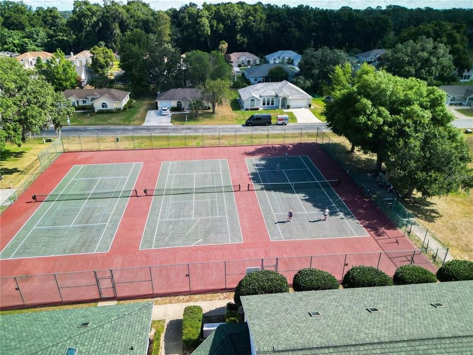 For Sale: $329,000 (3 beds, 2 baths, 1488 Square Feet)