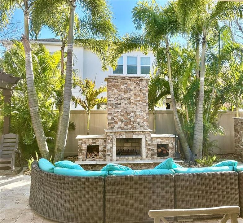 En Venta: $899,000 (4 camas, 3 baños, 3443 Pies cuadrados)