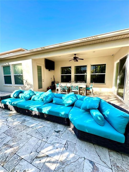 En Venta: $899,000 (4 camas, 3 baños, 3443 Pies cuadrados)