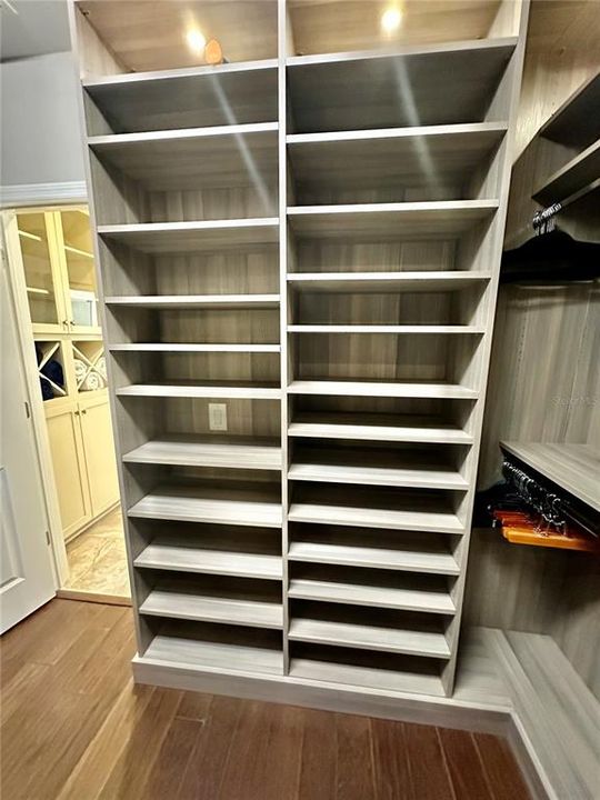 En Venta: $899,000 (4 camas, 3 baños, 3443 Pies cuadrados)