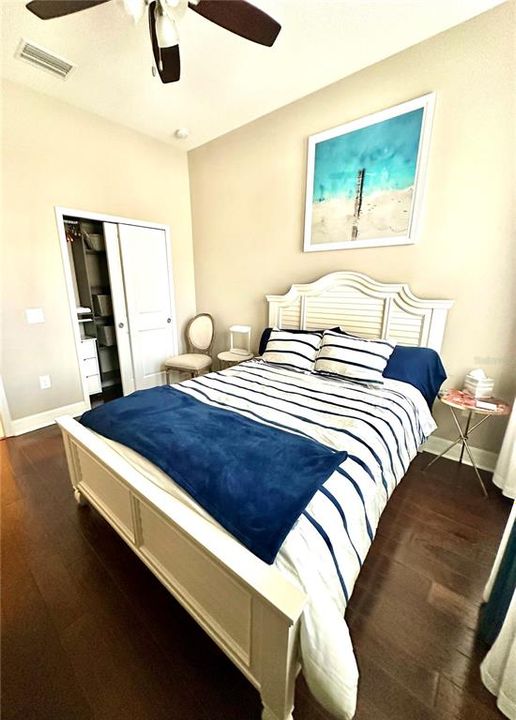 En Venta: $899,000 (4 camas, 3 baños, 3443 Pies cuadrados)