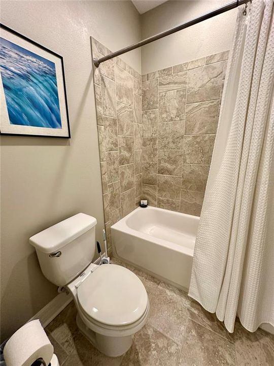 En Venta: $899,000 (4 camas, 3 baños, 3443 Pies cuadrados)