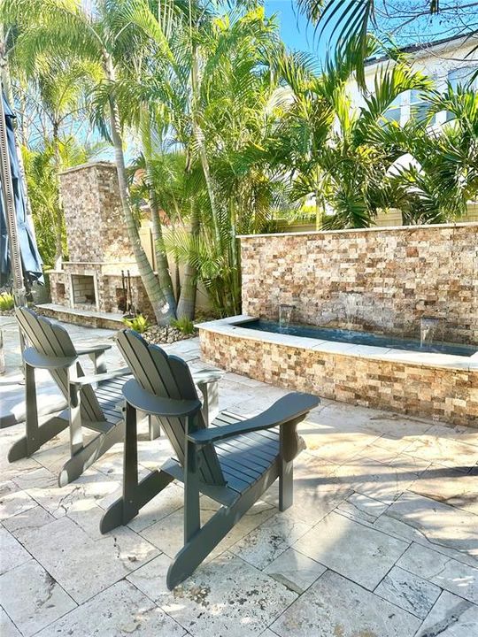 En Venta: $899,000 (4 camas, 3 baños, 3443 Pies cuadrados)