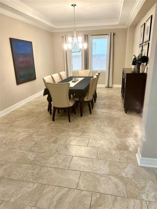 En Venta: $899,000 (4 camas, 3 baños, 3443 Pies cuadrados)