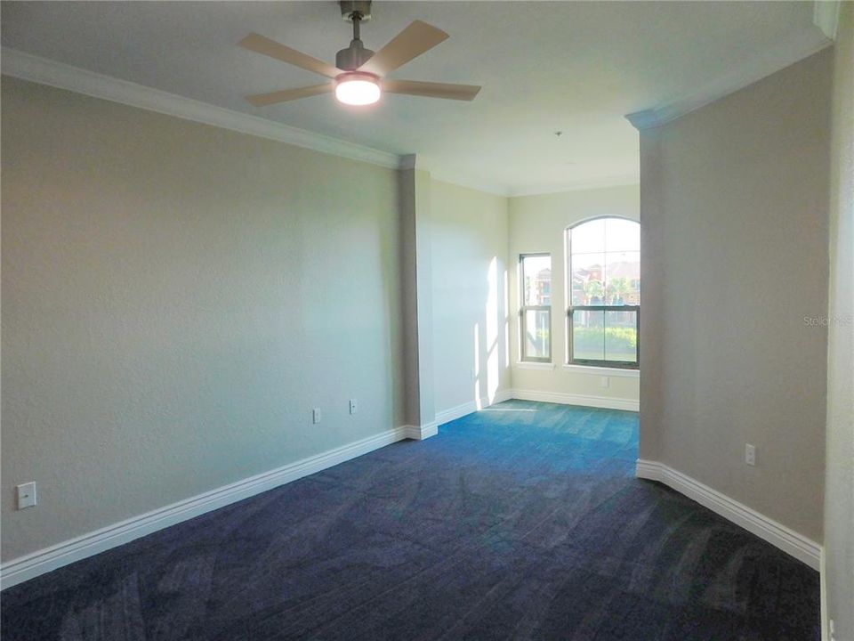 For Sale: $350,000 (3 beds, 2 baths, 1453 Square Feet)