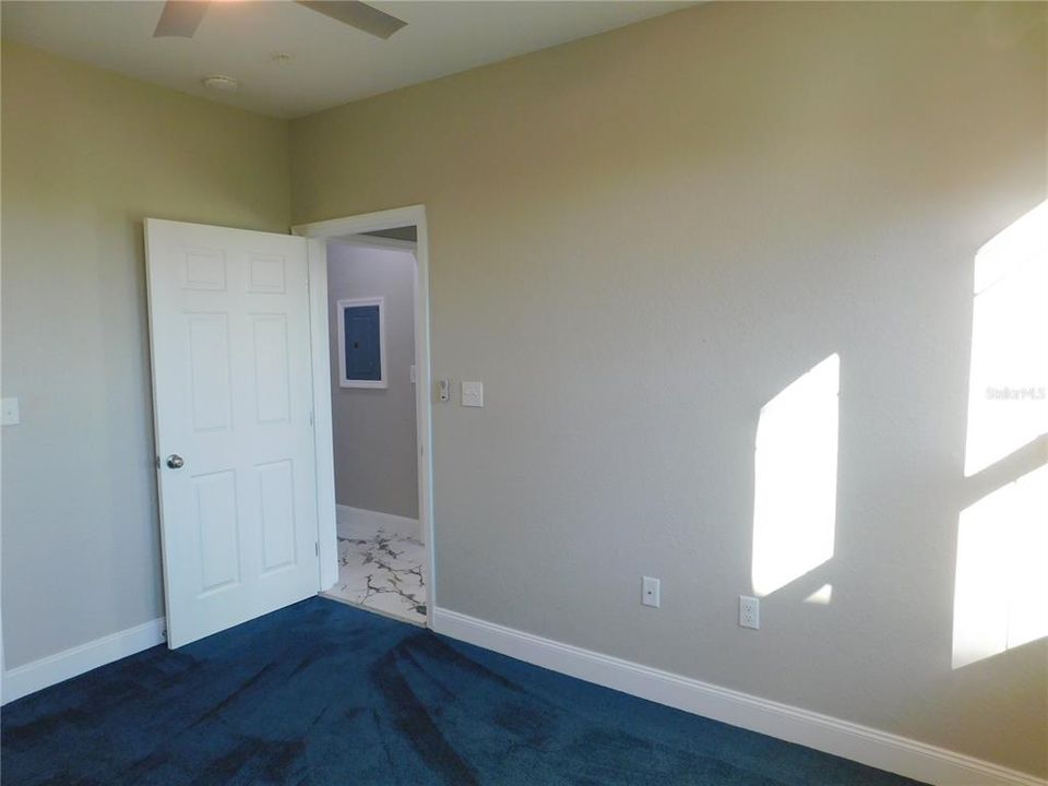 For Sale: $350,000 (3 beds, 2 baths, 1453 Square Feet)