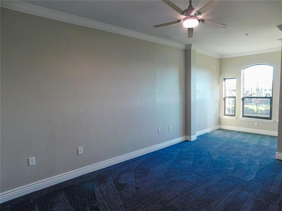 For Sale: $350,000 (3 beds, 2 baths, 1453 Square Feet)