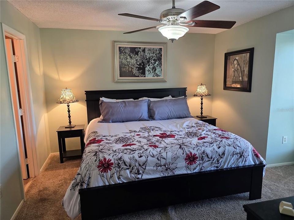 For Rent: $2,250 (3 beds, 2 baths, 1053 Square Feet)