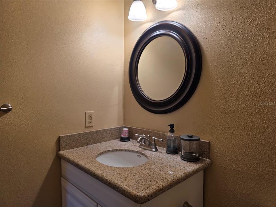 For Rent: $2,250 (3 beds, 2 baths, 1053 Square Feet)