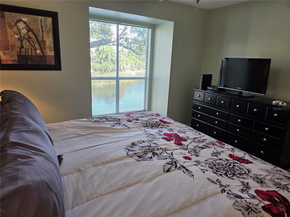 For Rent: $2,250 (3 beds, 2 baths, 1053 Square Feet)