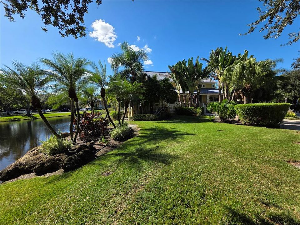 For Rent: $2,250 (3 beds, 2 baths, 1053 Square Feet)