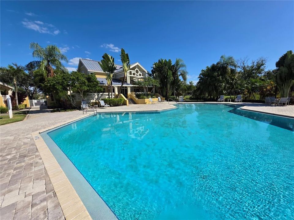 For Rent: $2,250 (3 beds, 2 baths, 1053 Square Feet)