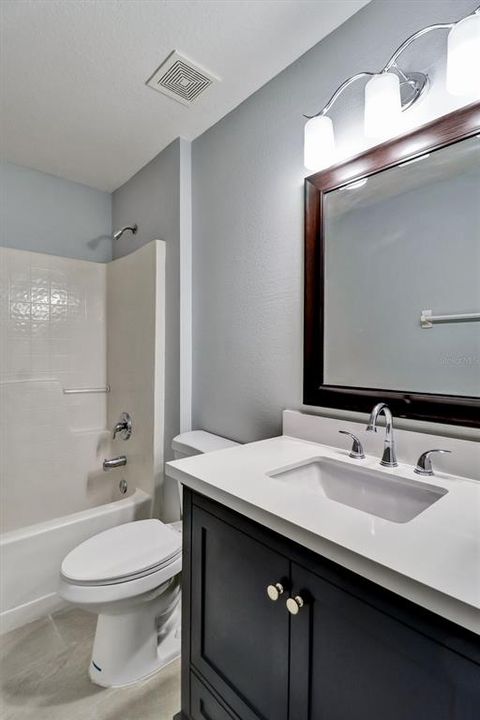 Active With Contract: $294,900 (3 beds, 2 baths, 1825 Square Feet)