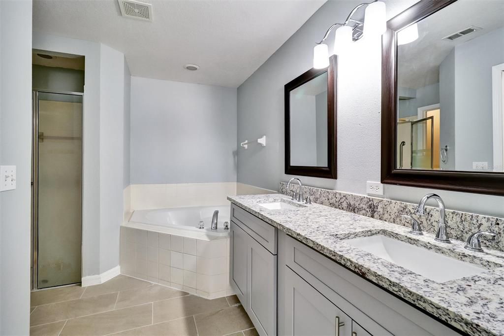 Active With Contract: $294,900 (3 beds, 2 baths, 1825 Square Feet)