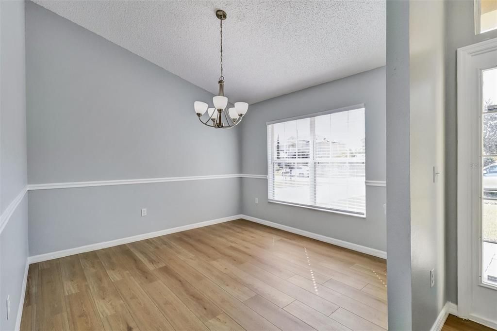 Active With Contract: $294,900 (3 beds, 2 baths, 1825 Square Feet)