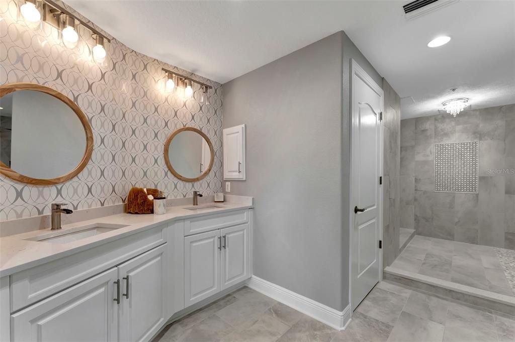 For Rent: $5,800 (3 beds, 2 baths, 2225 Square Feet)