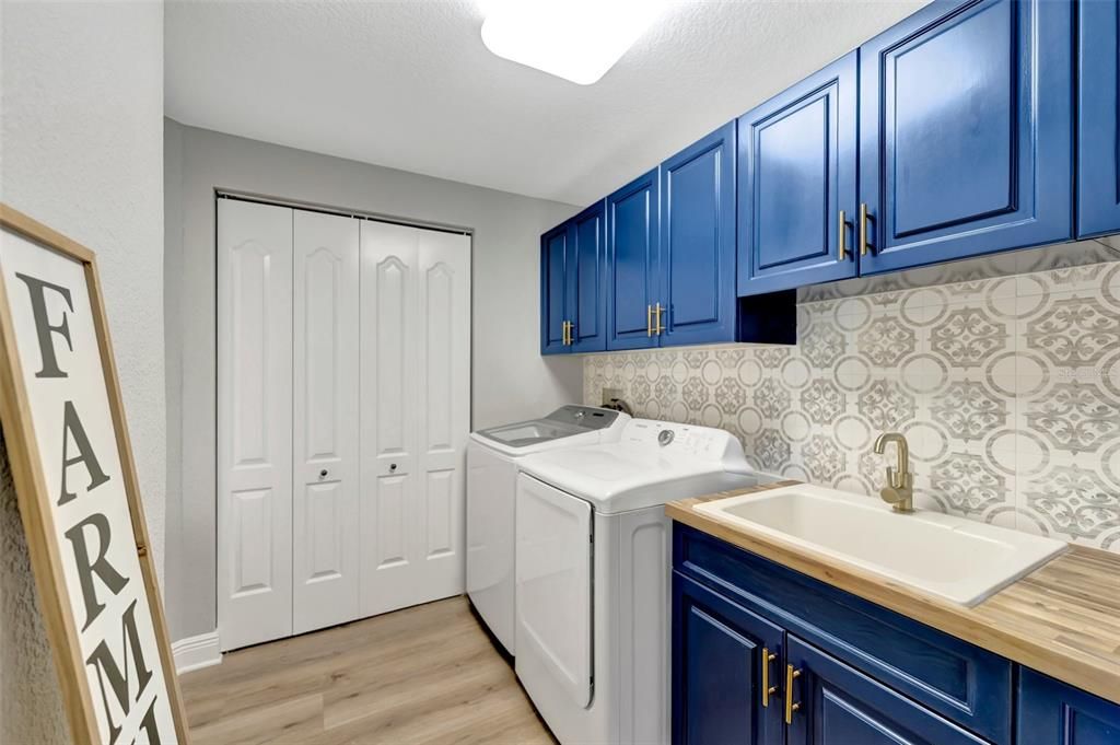 For Rent: $5,800 (3 beds, 2 baths, 2225 Square Feet)