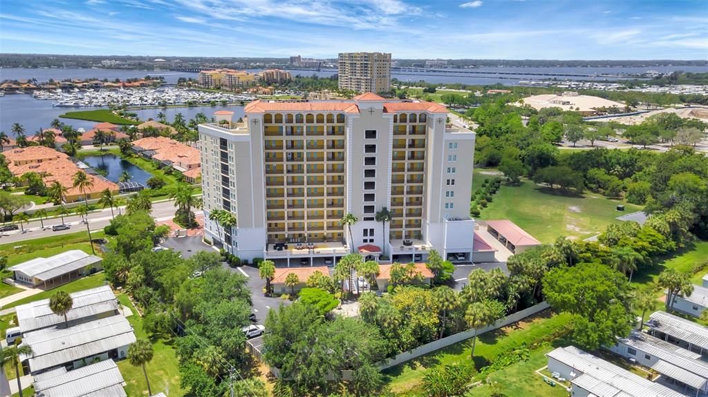 For Rent: $5,800 (3 beds, 2 baths, 2225 Square Feet)