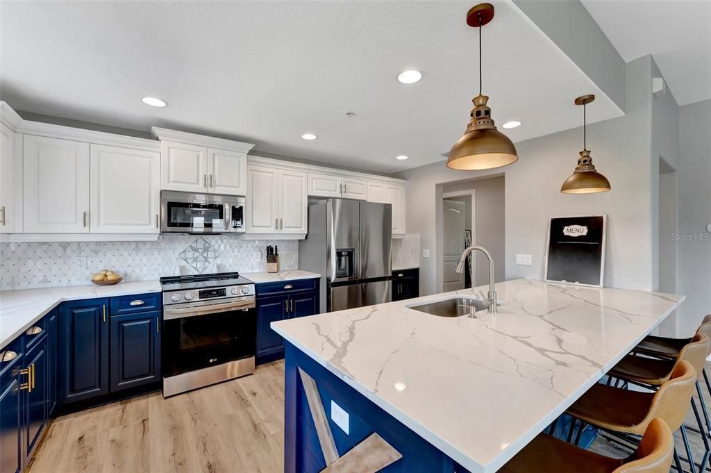 For Rent: $5,800 (3 beds, 2 baths, 2225 Square Feet)