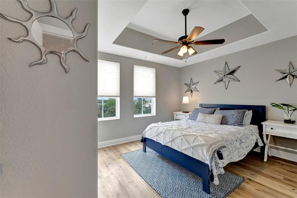 For Rent: $5,800 (3 beds, 2 baths, 2225 Square Feet)