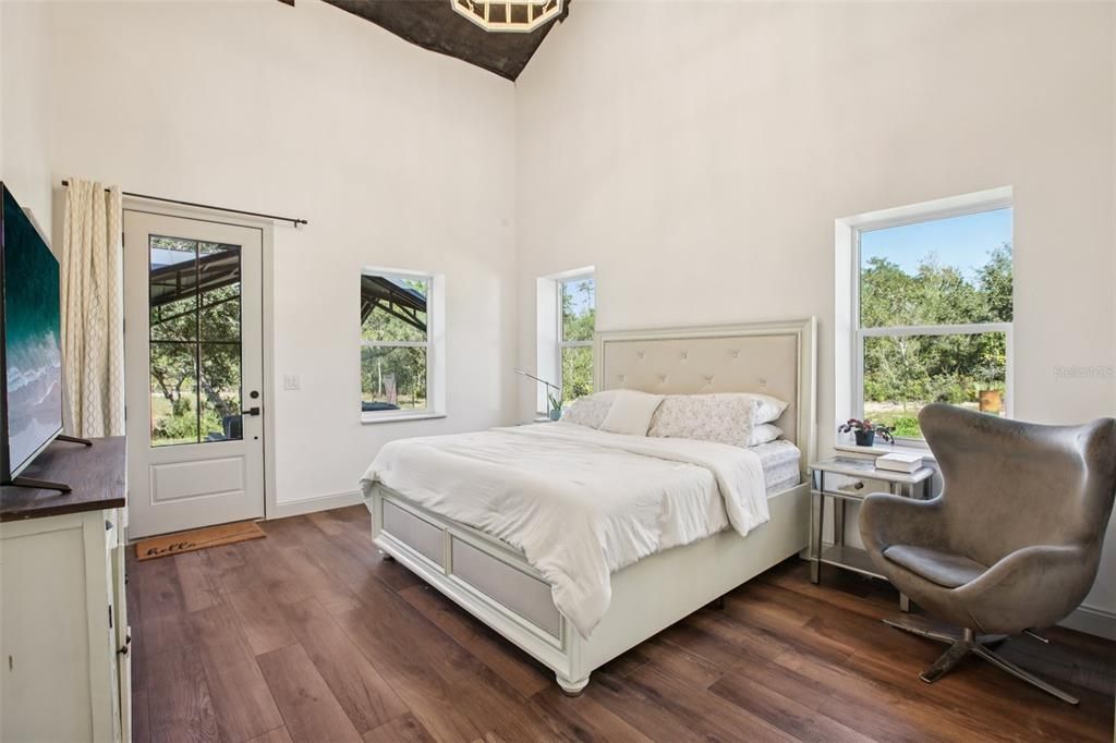 Active With Contract: $795,000 (4 beds, 3 baths, 3153 Square Feet)