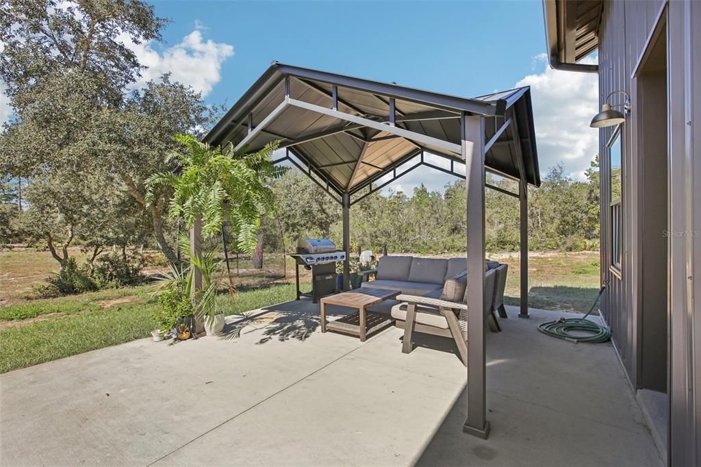 Active With Contract: $795,000 (4 beds, 3 baths, 3153 Square Feet)