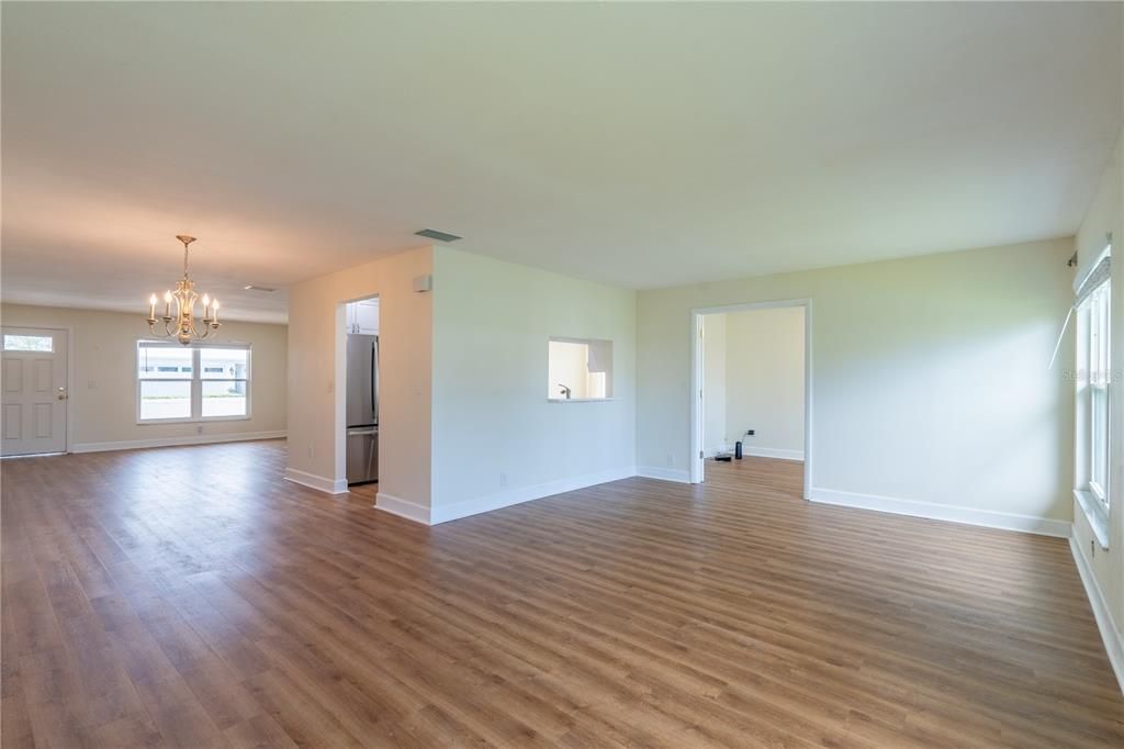 En Venta: $400,000 (2 camas, 2 baños, 1794 Pies cuadrados)