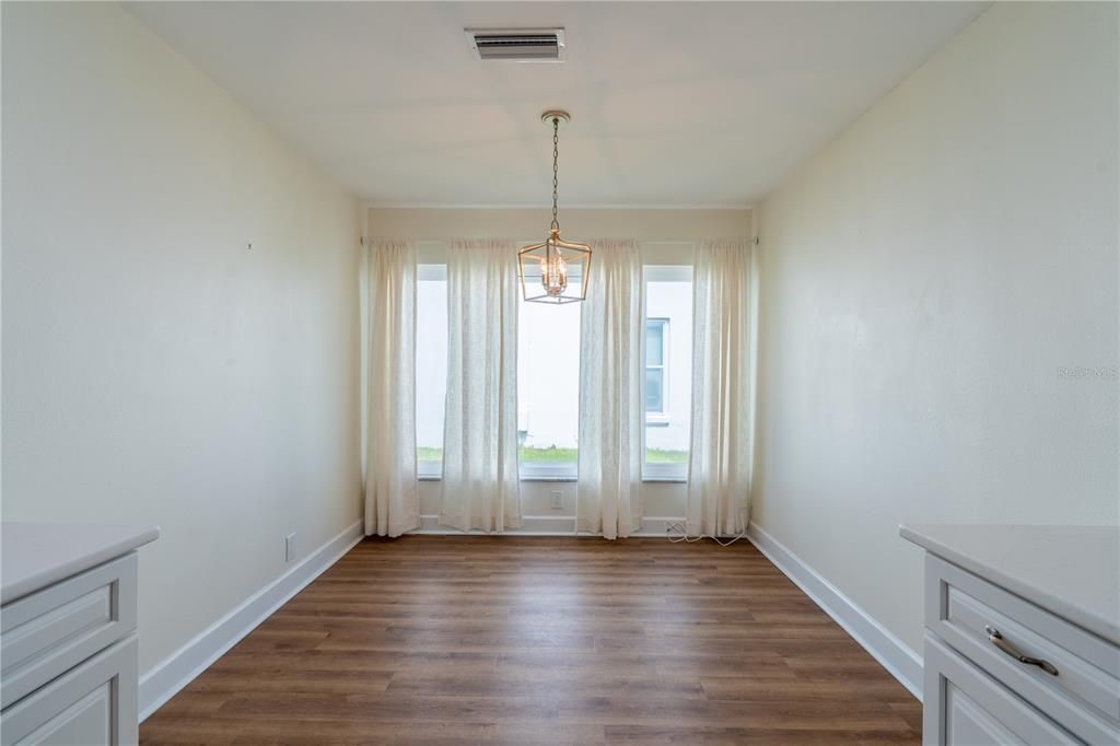 En Venta: $400,000 (2 camas, 2 baños, 1794 Pies cuadrados)