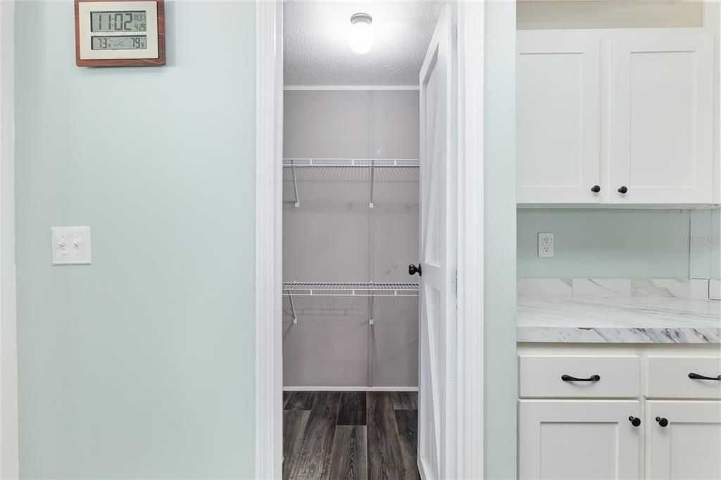 For Sale: $264,900 (3 beds, 2 baths, 1980 Square Feet)