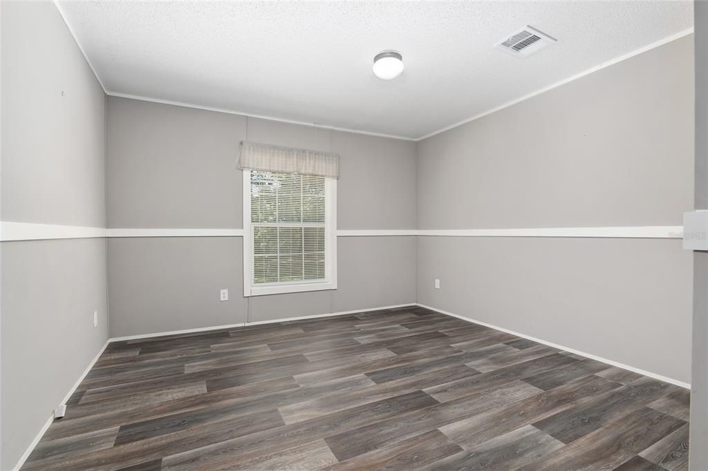 For Sale: $264,900 (3 beds, 2 baths, 1980 Square Feet)