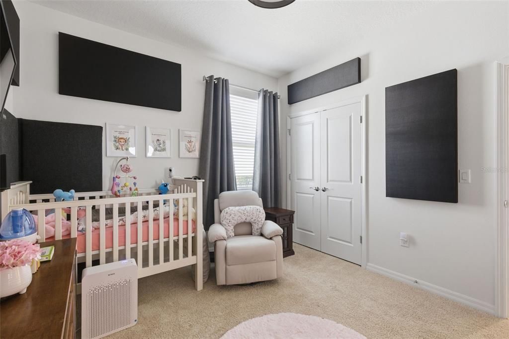 待售: $384,900 (4 贝兹, 2 浴室, 2046 平方英尺)