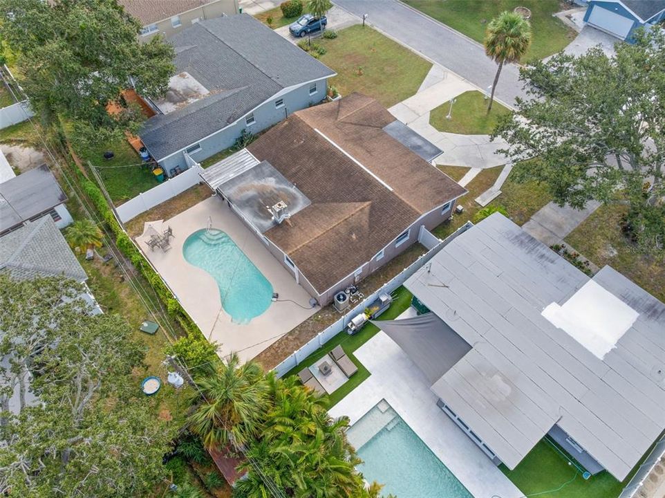 Под контрактом: $464,900 (3 спален, 2 ванн, 1551 Квадратных фут)