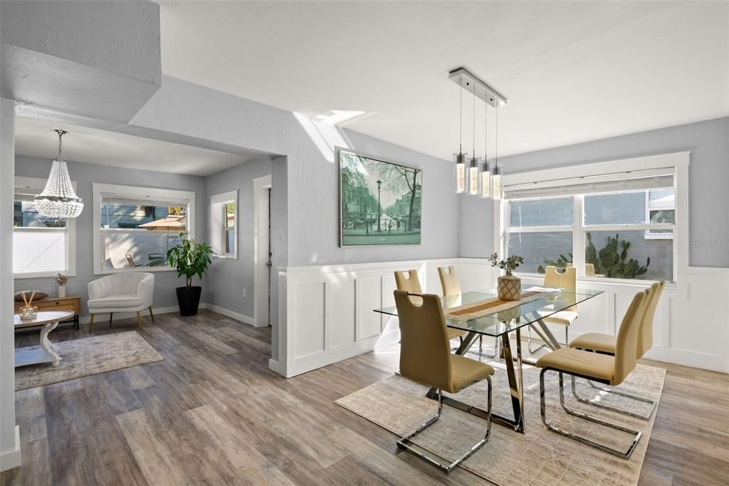 Под контрактом: $464,900 (3 спален, 2 ванн, 1551 Квадратных фут)