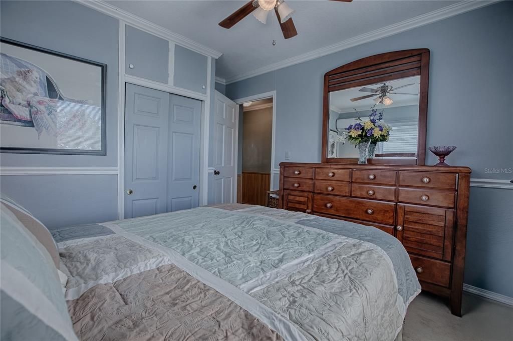 For Sale: $195,000 (3 beds, 2 baths, 1351 Square Feet)