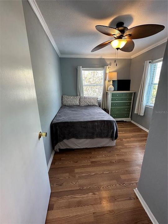 For Sale: $195,000 (3 beds, 2 baths, 1351 Square Feet)