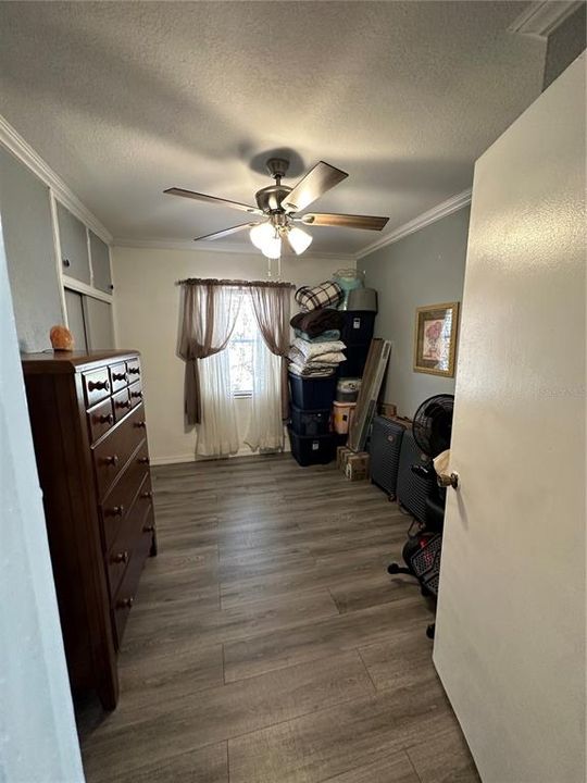 For Sale: $195,000 (3 beds, 2 baths, 1351 Square Feet)