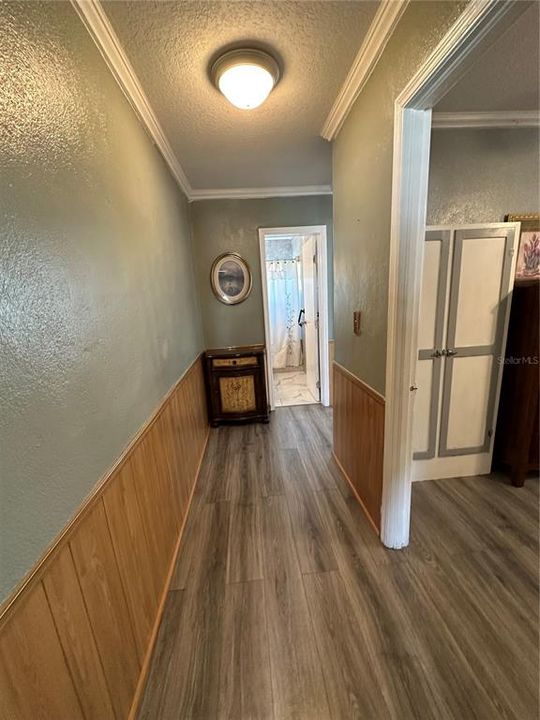 For Sale: $195,000 (3 beds, 2 baths, 1351 Square Feet)