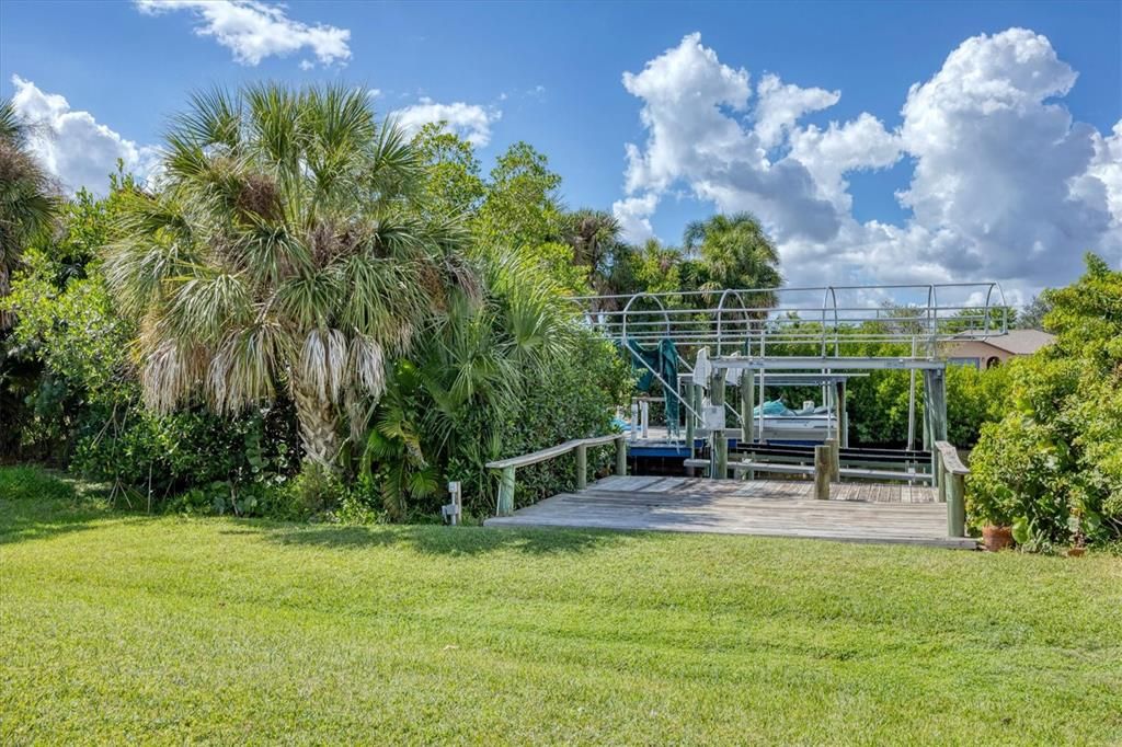 For Sale: $775,000 (3 beds, 2 baths, 2518 Square Feet)