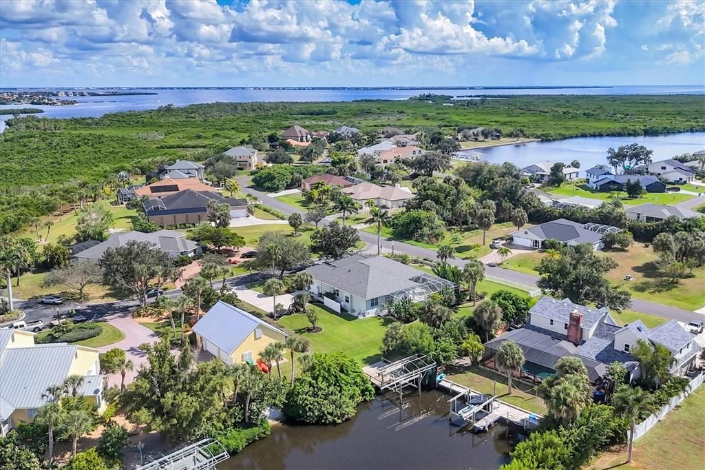 For Sale: $775,000 (3 beds, 2 baths, 2518 Square Feet)