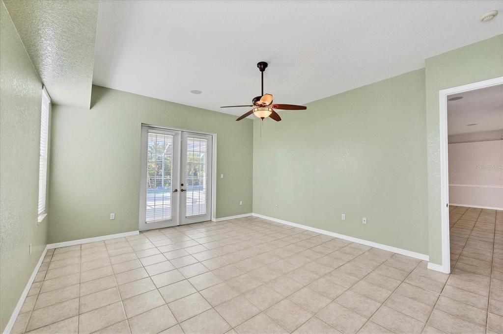 For Sale: $775,000 (3 beds, 2 baths, 2518 Square Feet)